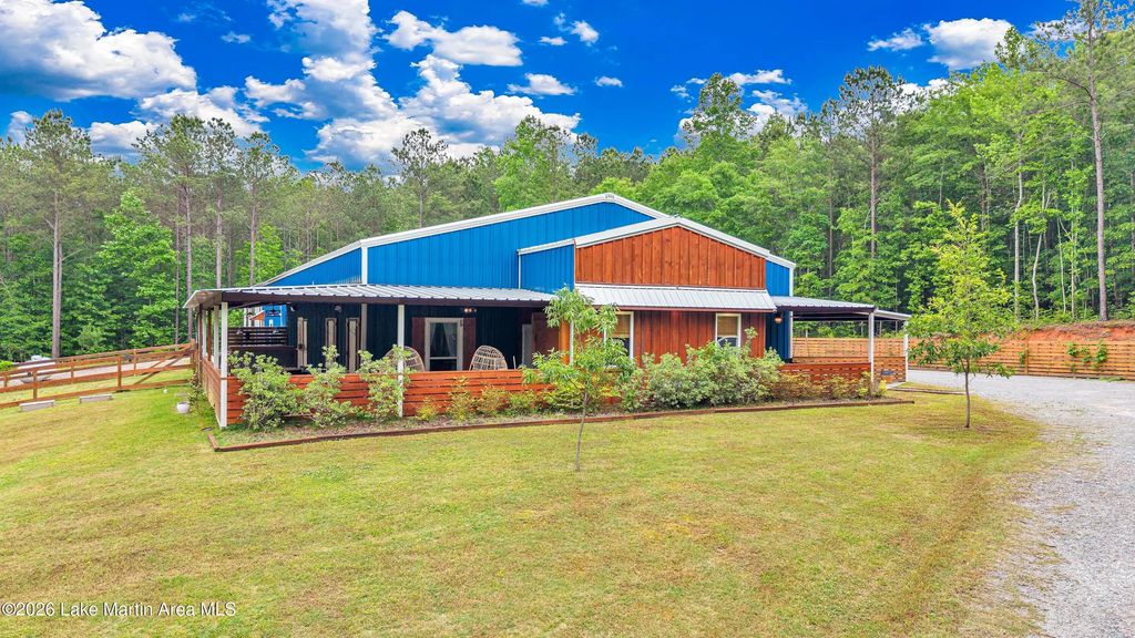 350 Castaway Island Rd, Eclectic