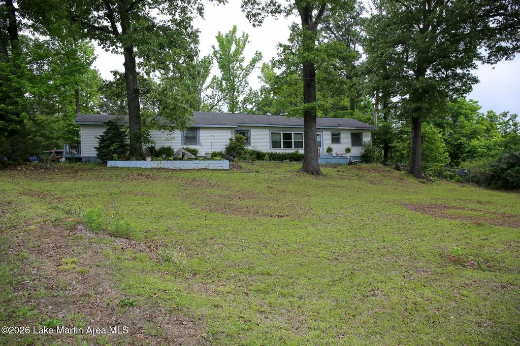 3211 Hillabee Rd, Alexander City