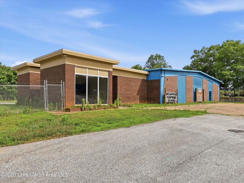 2190 Cherokee Rd, Alexander City