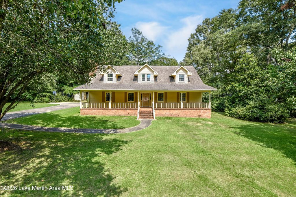408 Golden Dr, Tallassee