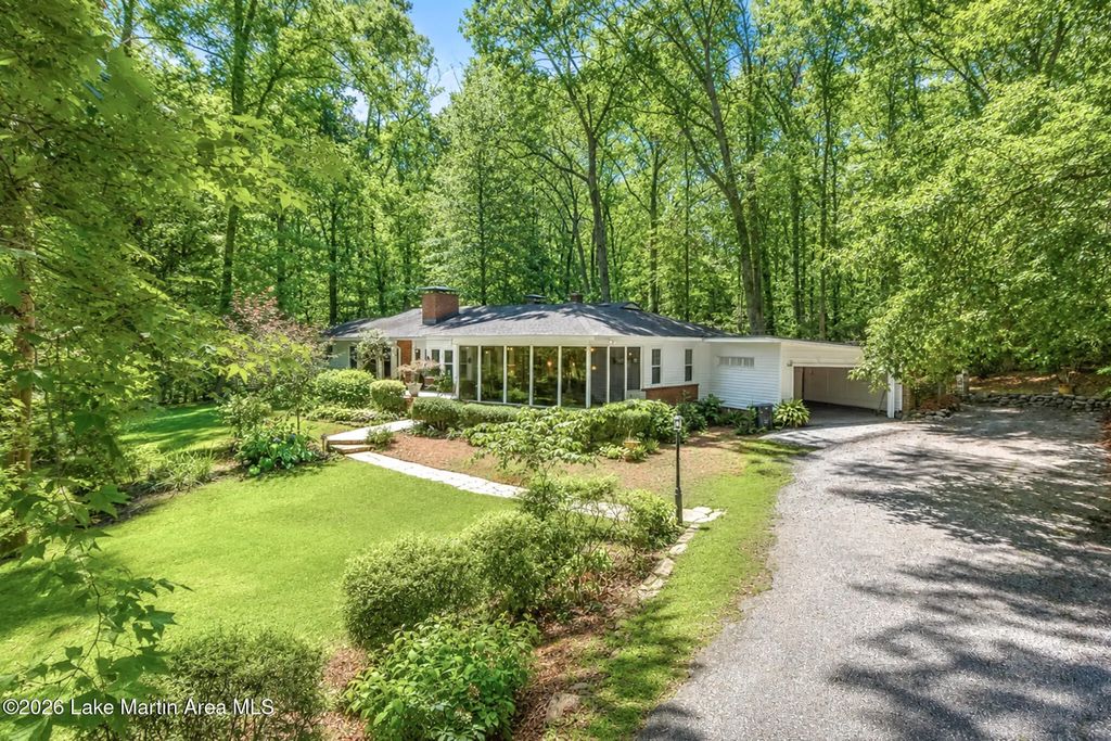 591 Ridgeway Dr, Alexander City