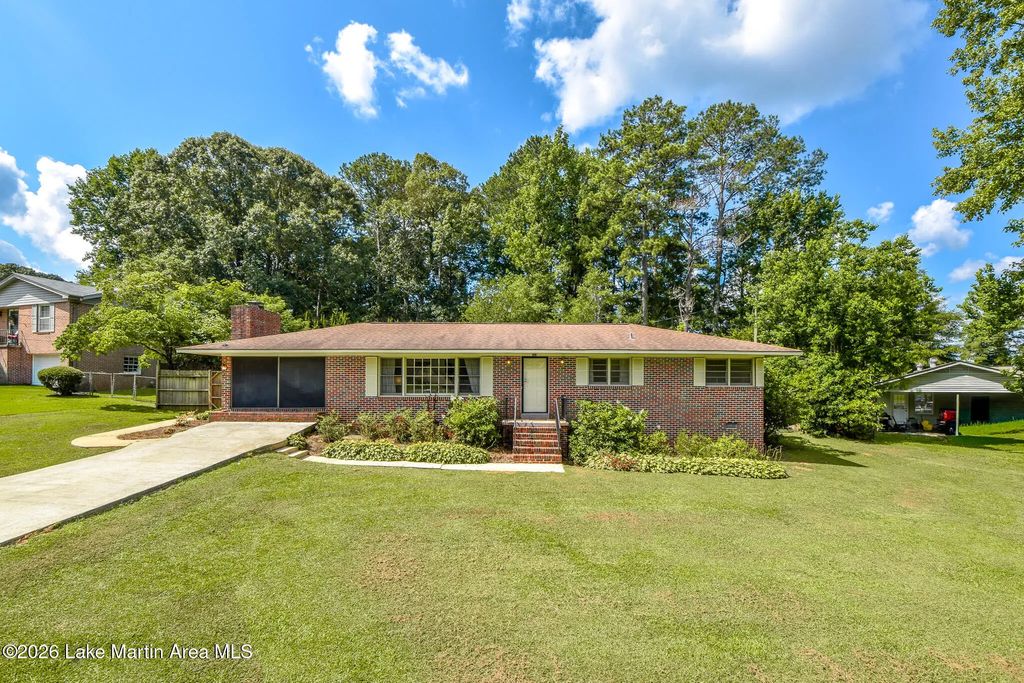 322 Fairlane Cir, Alexander City
