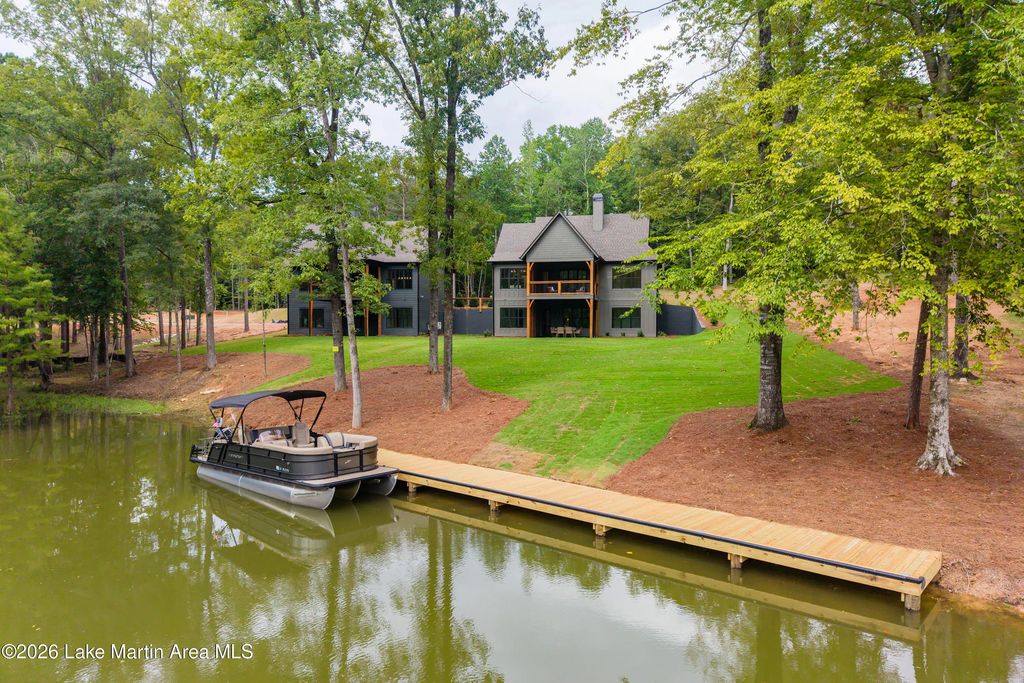 56 Waterfront Way, Alexander City