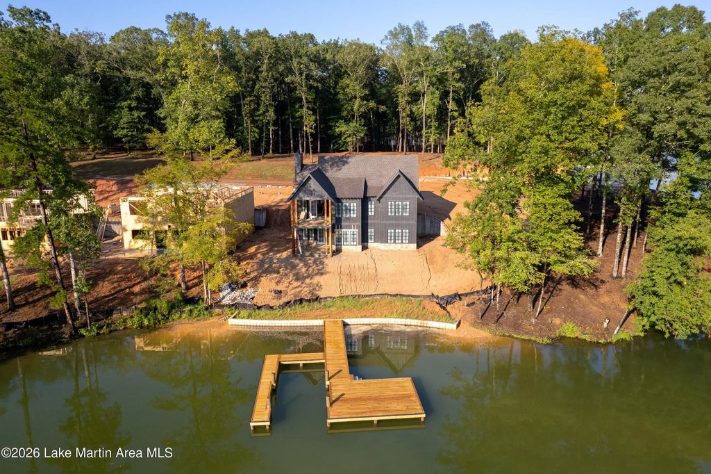 152 Waterfront Way, Alexander City
