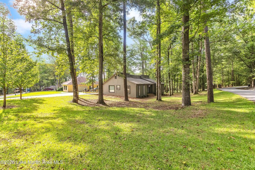 65 Turkey Trot Rd, Dadeville