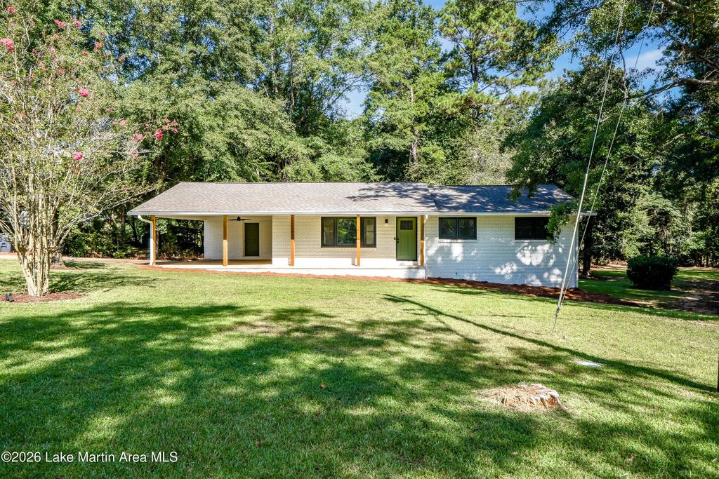 1481 Dawson St, Alexander City