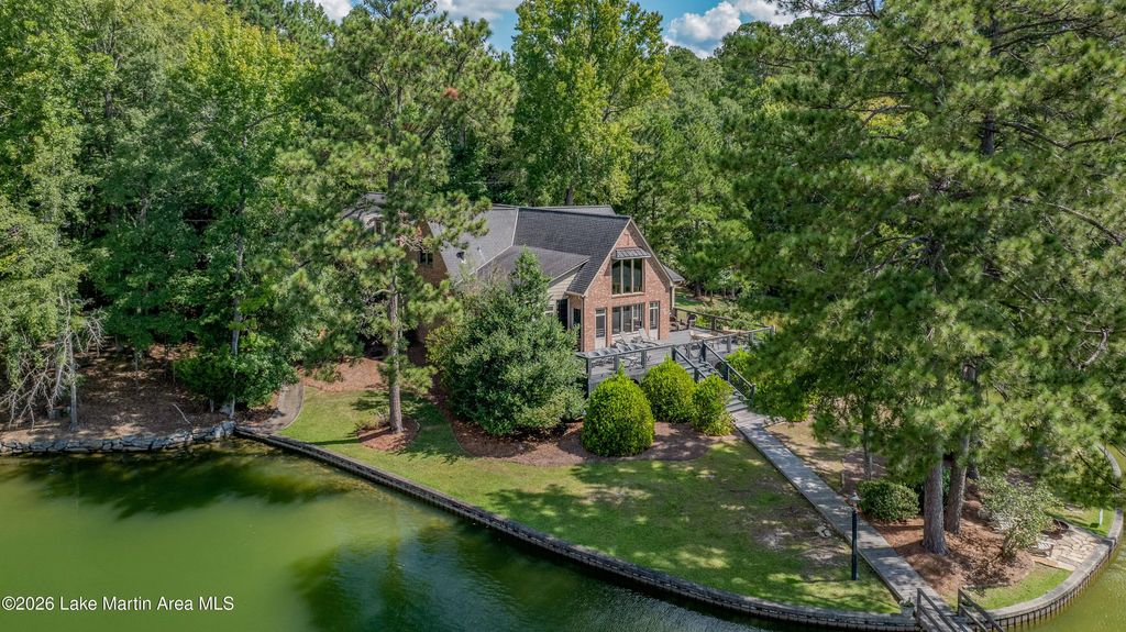 330 Fox Run Road, Alexander City