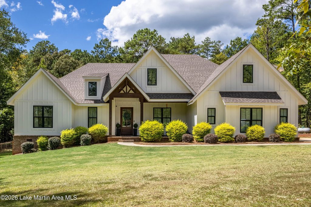 5886 Alabama 49, Dadeville