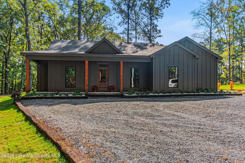 254 Mccain Rd, Eclectic