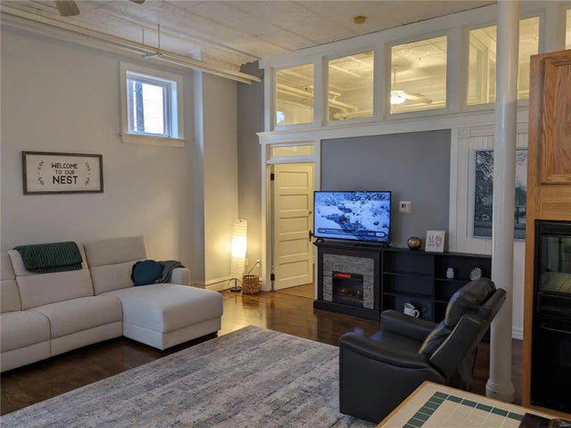 Photo of Listing #24002728