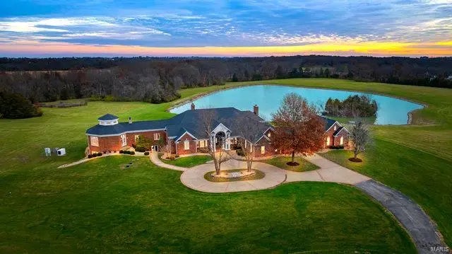 Photo of Listing #24063837