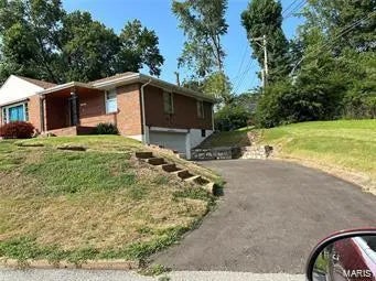 Photo of Listing #25017197