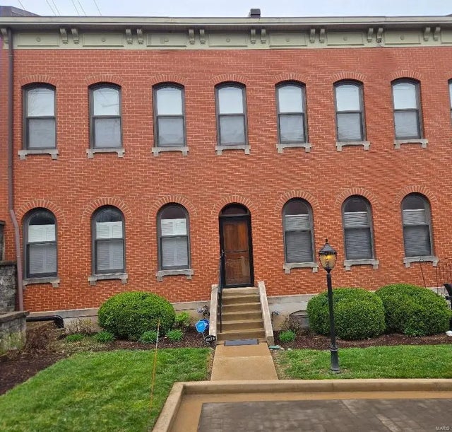 Photo of Listing #25019845