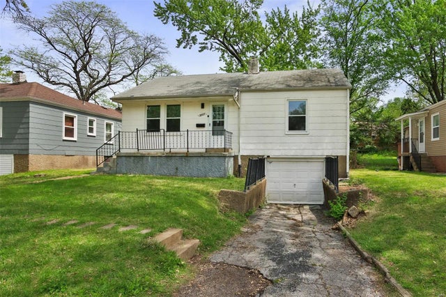 Photo of Listing #25026792