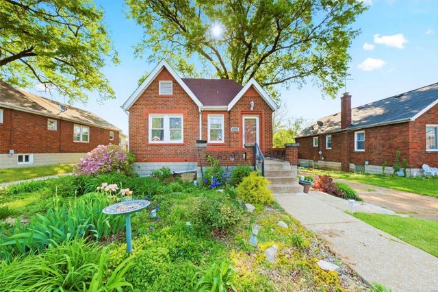 Photo of Listing #25028927