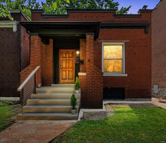 Photo of Listing #25030239