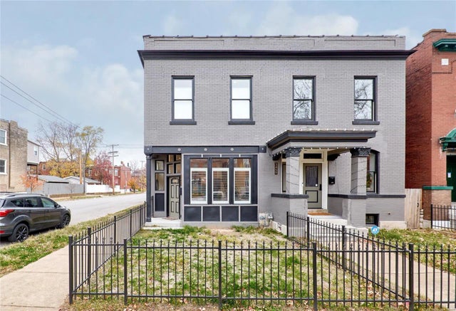 Photo of Listing #25030377