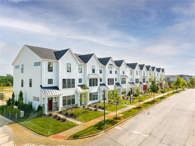 Photo of Listing #25030745