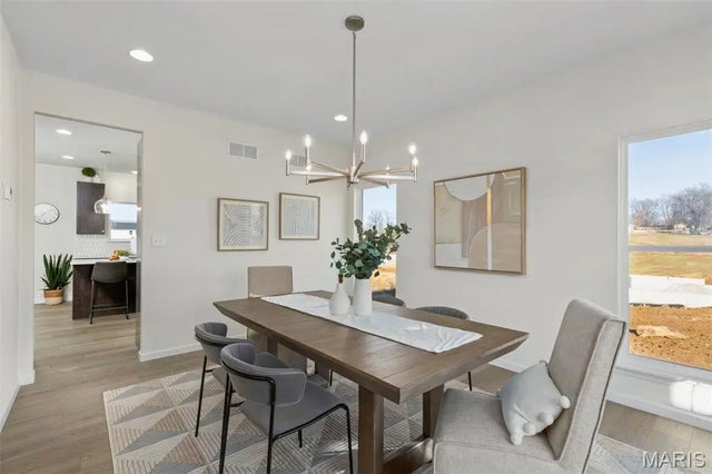 Photo of Listing #25001407