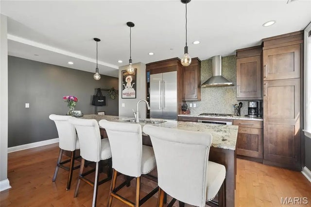 Photo of Listing #25030289