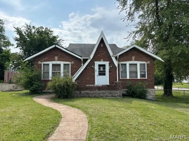 Photo of Listing #25040317