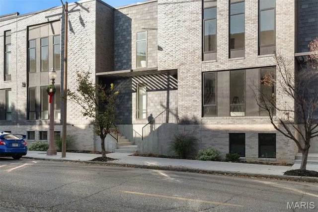 Photo of Listing #25043357