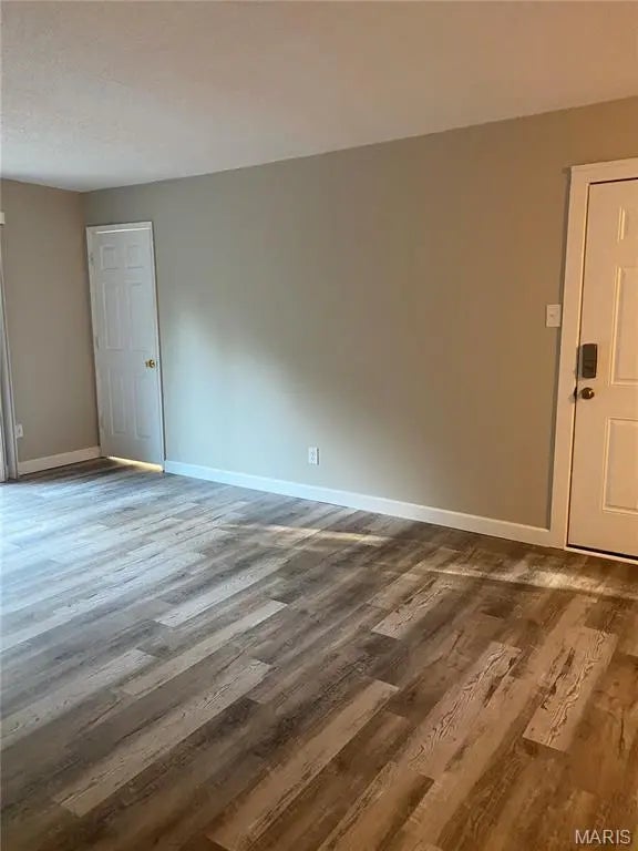 Photo of Listing #25044126