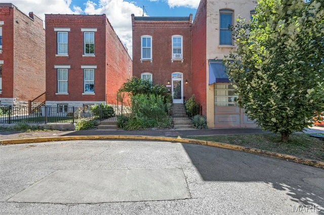 Photo of Listing #25048942