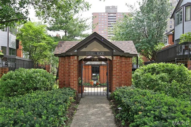 Photo of Listing #25049803