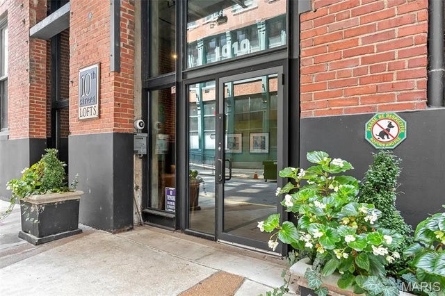 Photo of Listing #25053700