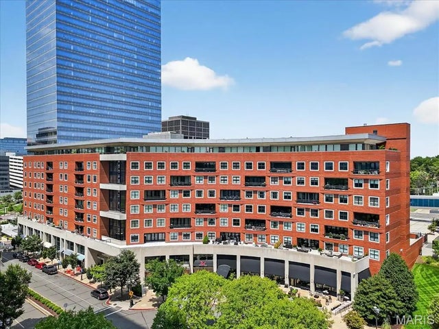 Photo of Listing #25056156