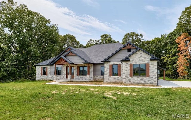 Photo of Listing #25056409