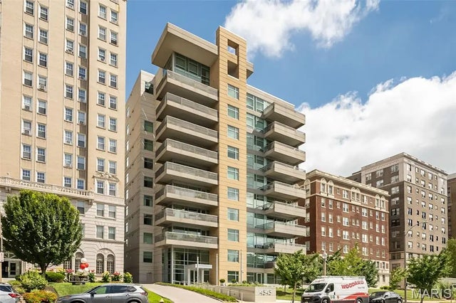 Photo of Listing #25057360