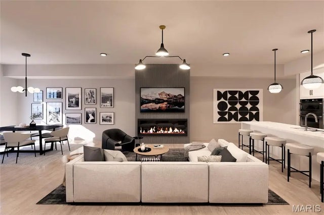 Photo of Listing #25058928