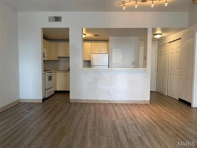 Photo of Listing #25058987