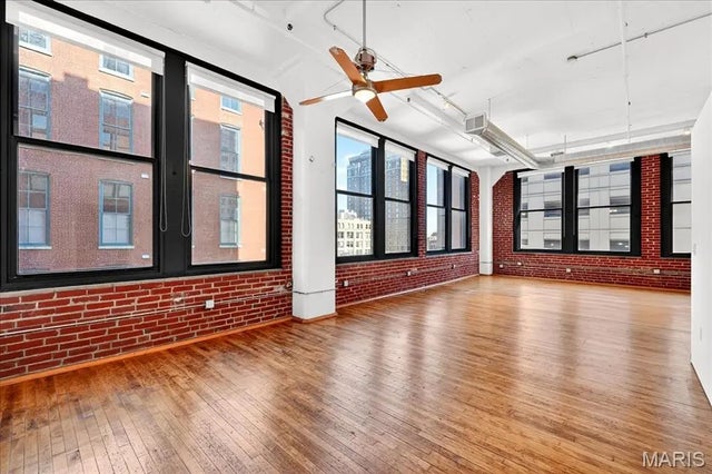 Photo of Listing #25061068