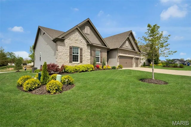 Photo of Listing #25061915