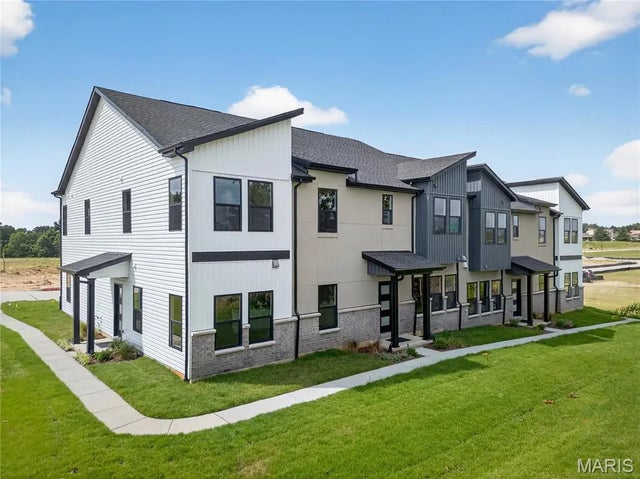 Photo of Listing #25073381