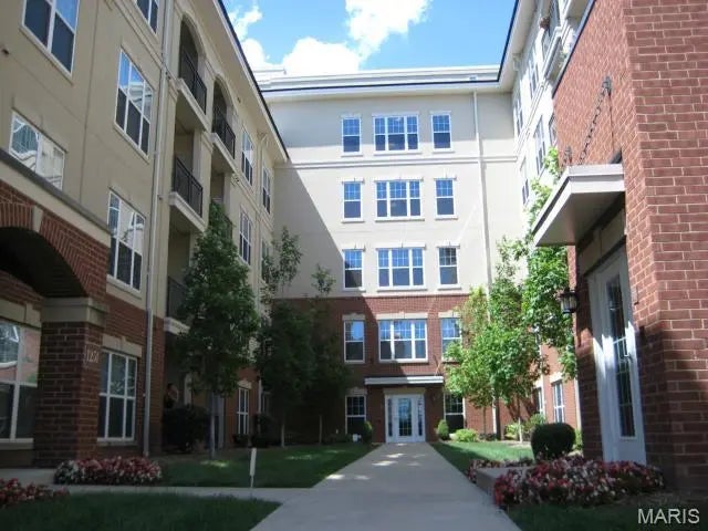 Photo of Listing #25073592