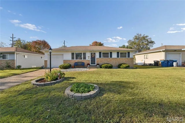 Photo of Listing #25074043