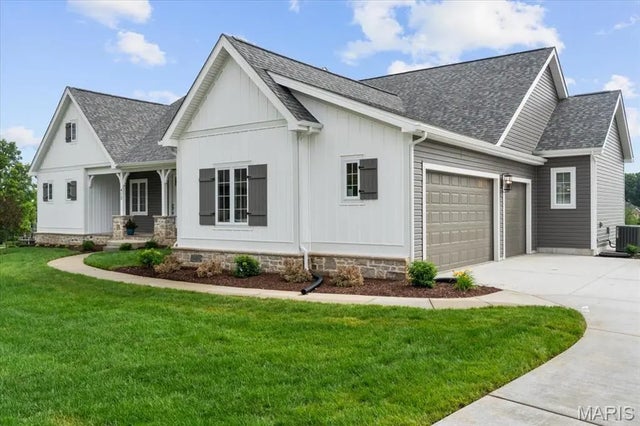 Photo of Listing #25075392