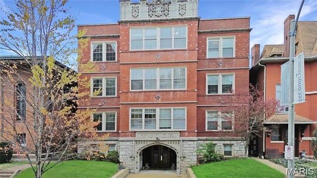 Photo of Listing #25076045