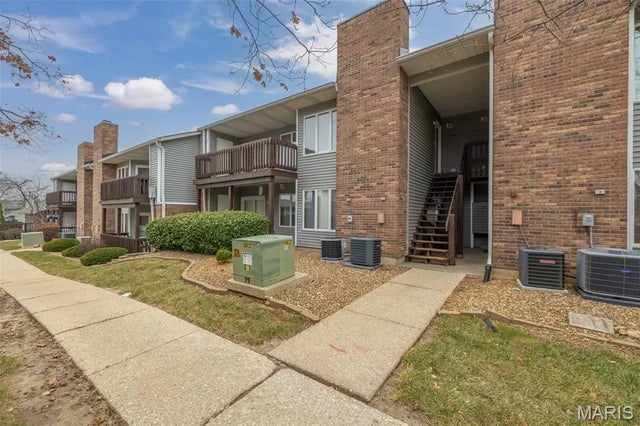 Photo of Listing #25077975