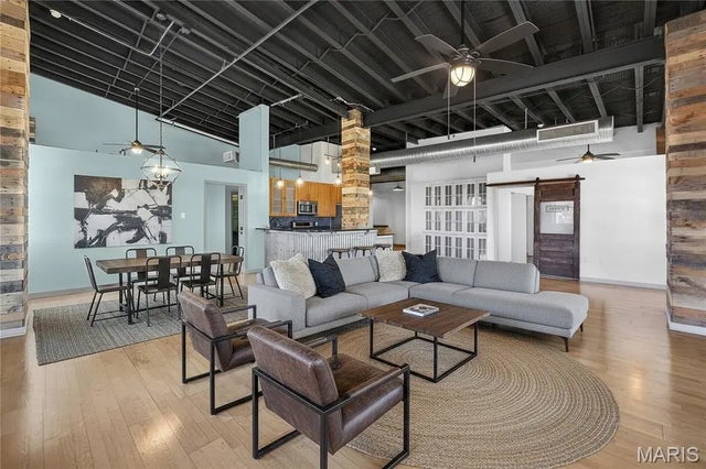 Photo of Listing #26002302