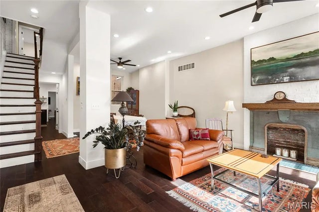 Photo of Listing #26010228