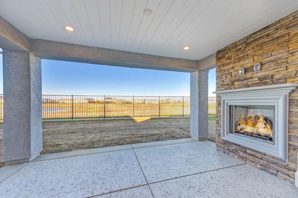 2065 Arbor Ridge Drive, Roseville