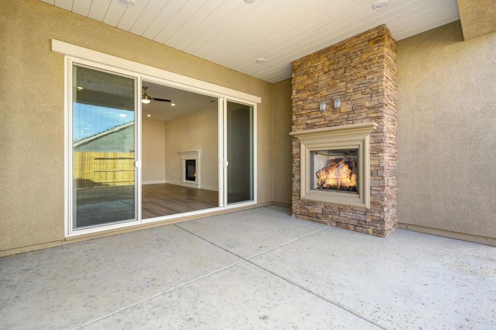 3041 Shasta Daisy Circle, Roseville