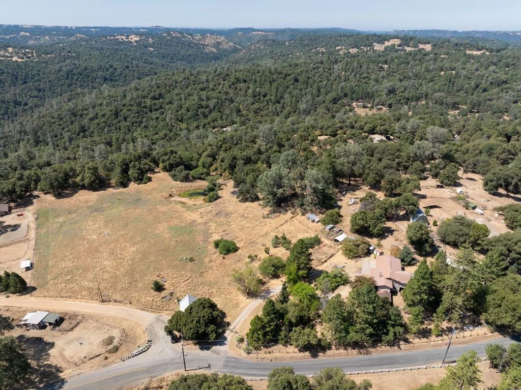3092 Sand Ridge Road, Placerville