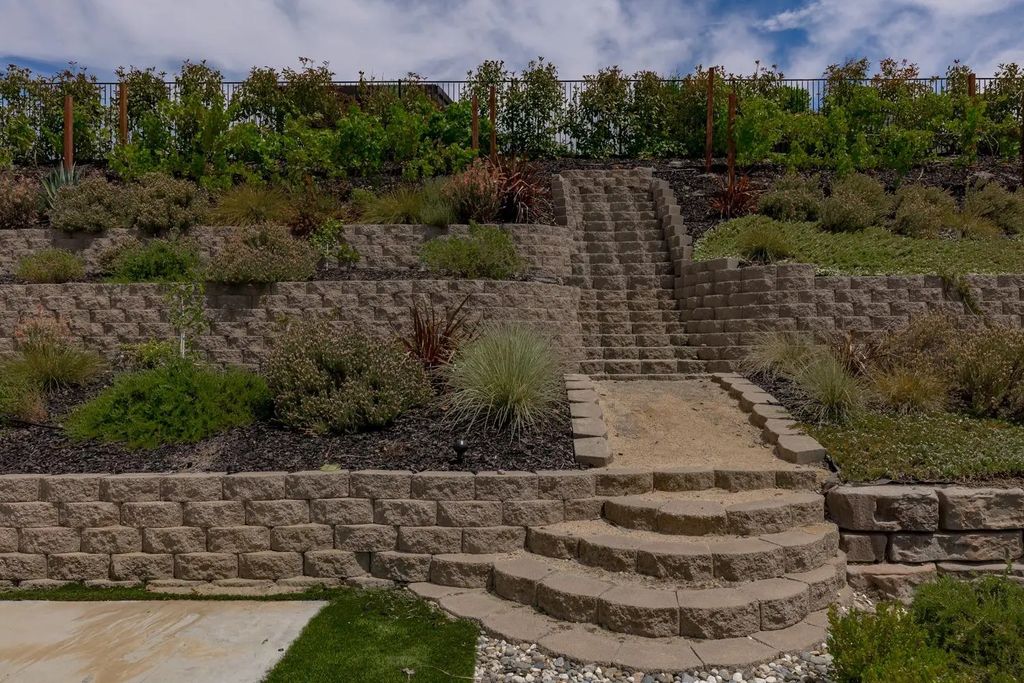 1003 Big Cedar Court, Rocklin