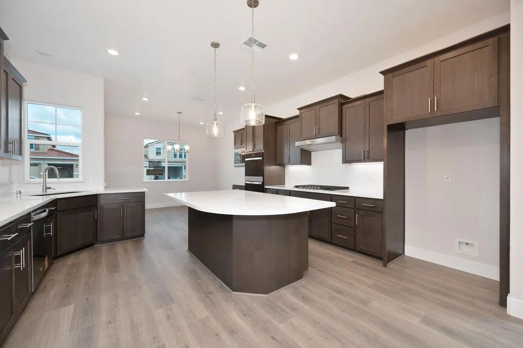 2032 Arbor Ridge Drive, Roseville
